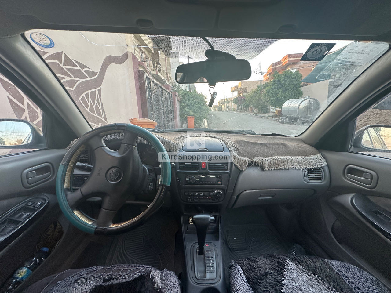 Nissan Sunny 2000