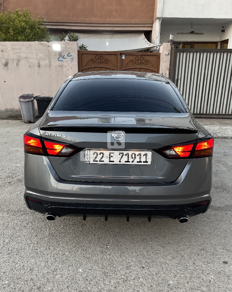 Nissan Altima 2019