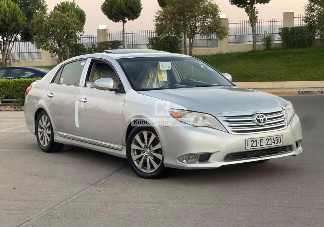Toyota Avalon 2011
