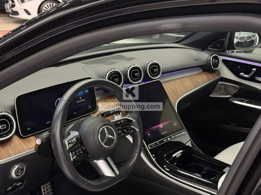 Mercedes Benz C-Class 2024