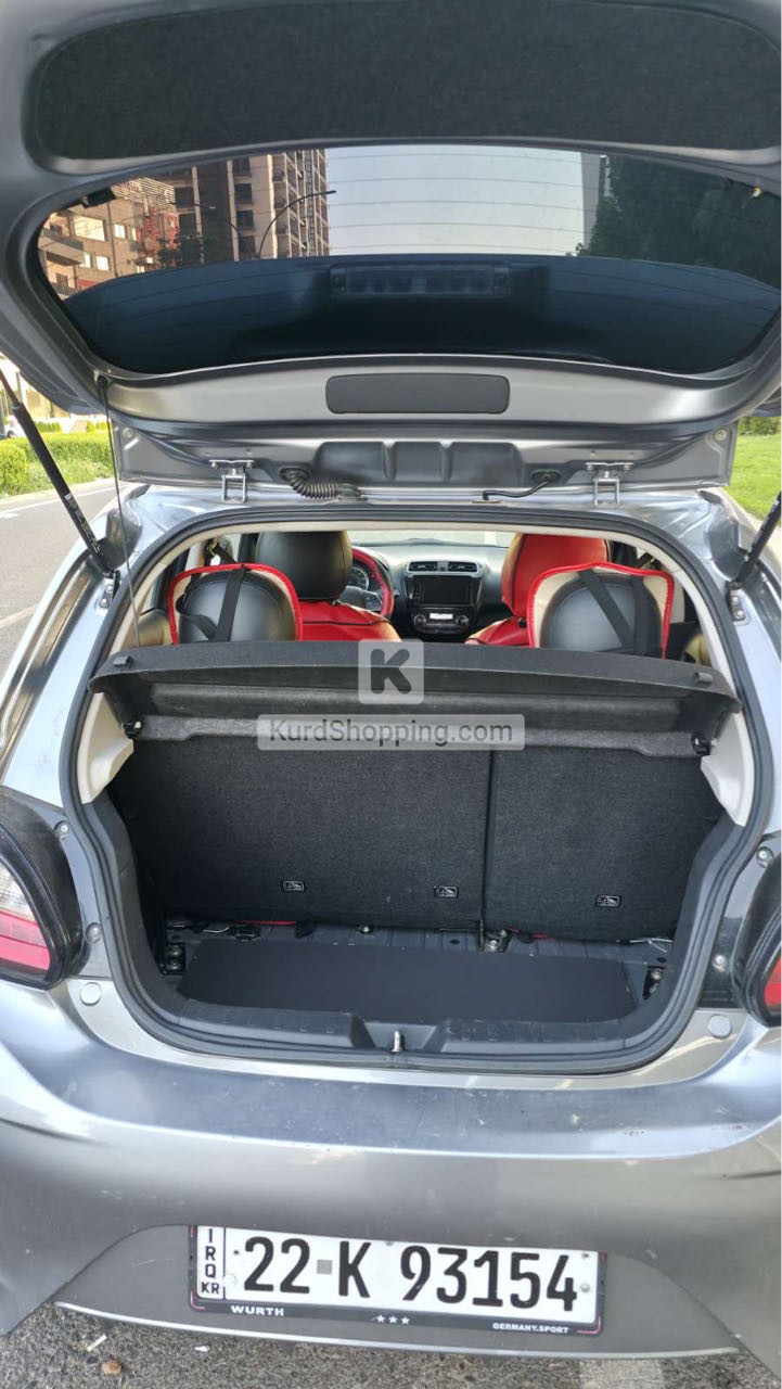 Mitsubishi Mirage 2023