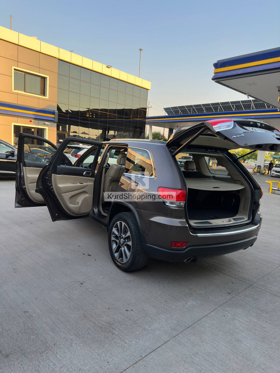 JEEP Grand Cherokee 2018