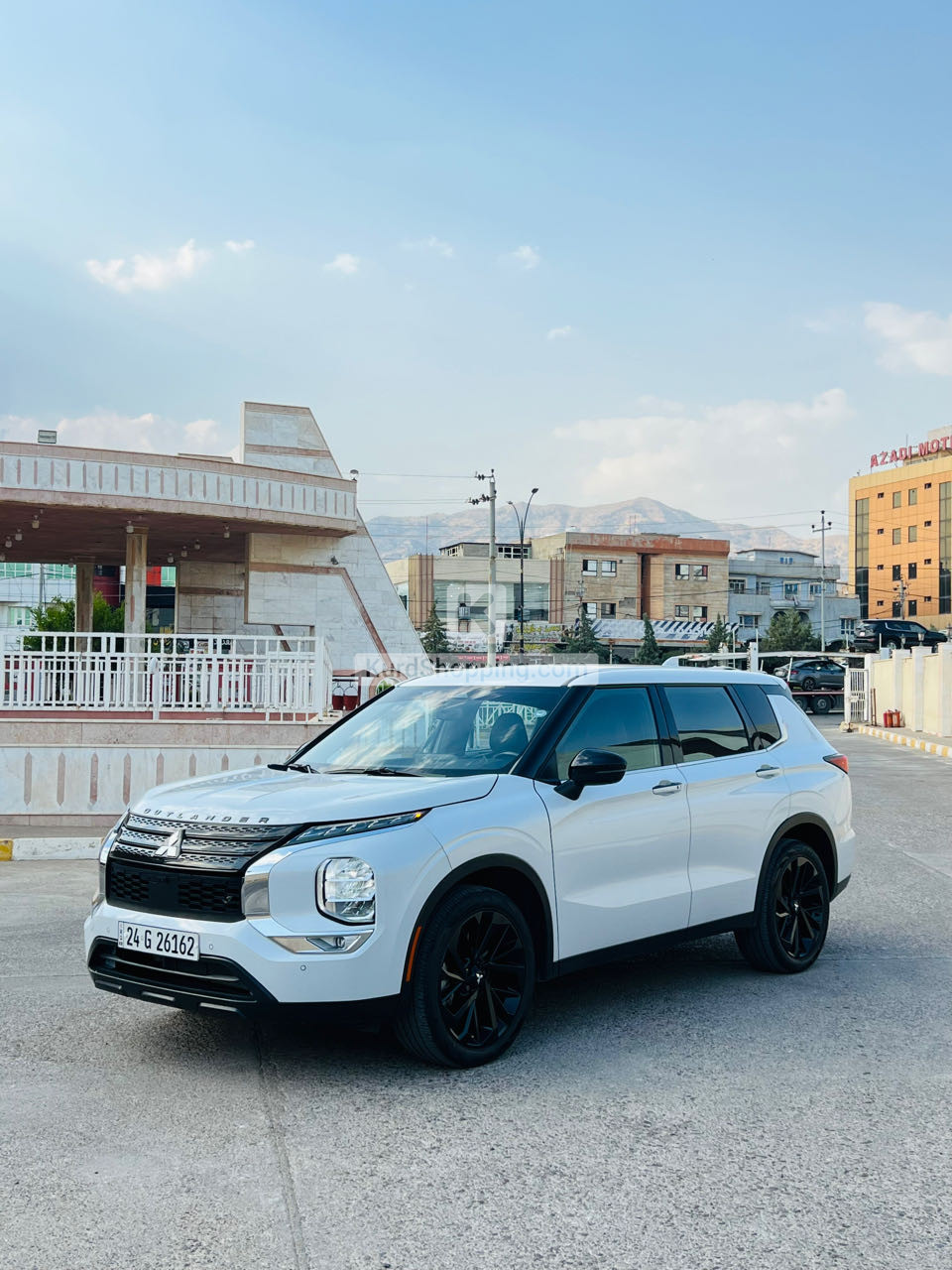 Mitsubishi Outlander 2023