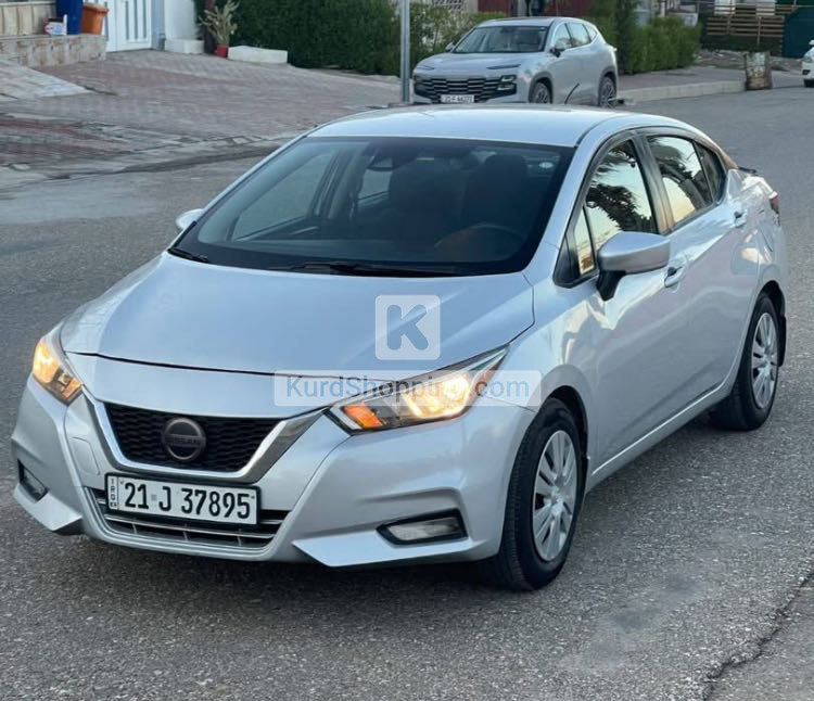 Nissan Versa 2021