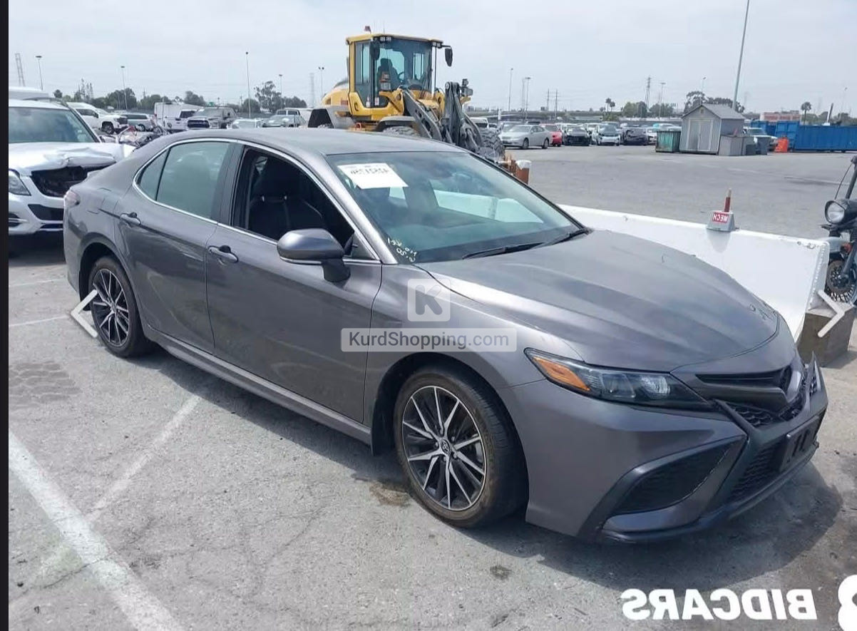 Toyota Camry 2024 SE