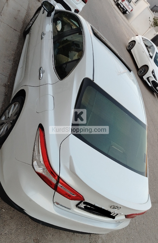 Toyota Camry 2019