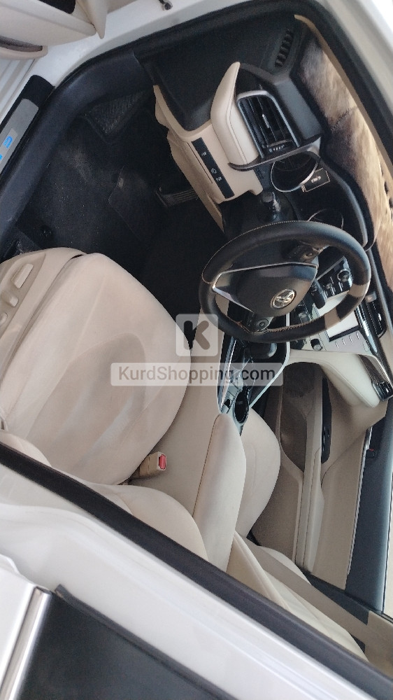 Toyota Camry 2019