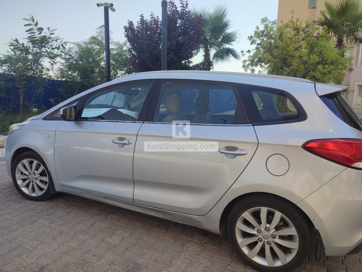 KIA Carens 2015