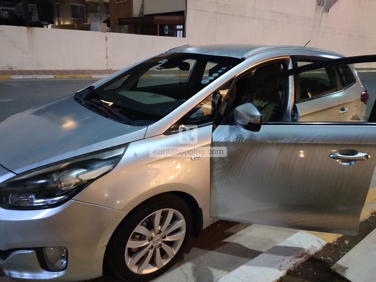 KIA Carens 2015