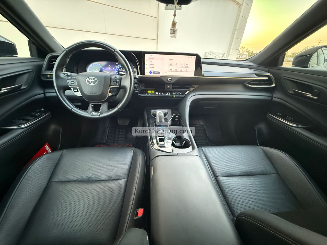 Toyota Crown 2025