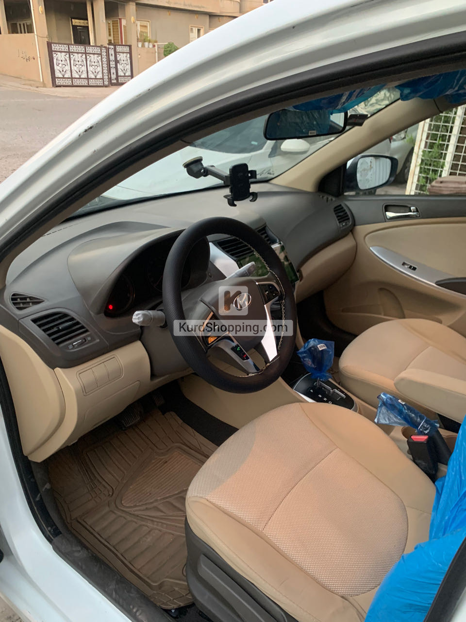 Hyundai Accent 2012