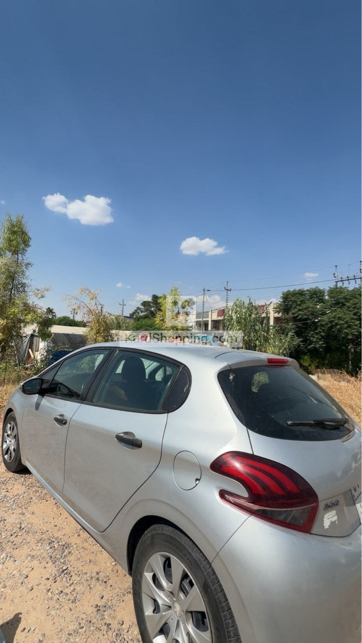 Peugeot 207 2016