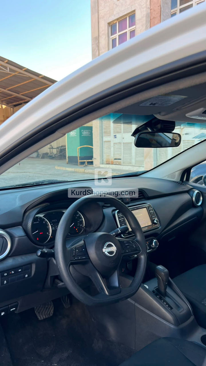 Nissan Versa 2024