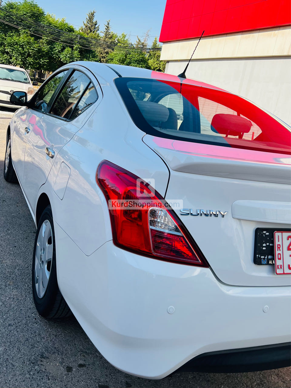 Nissan Sunny 2024