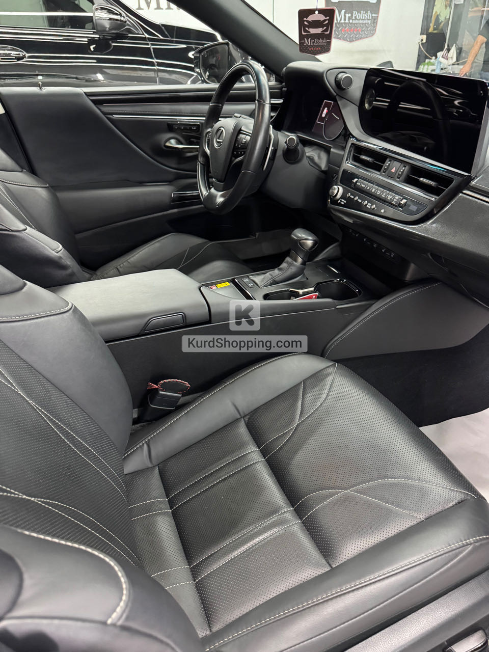 Lexus ES350 2025
