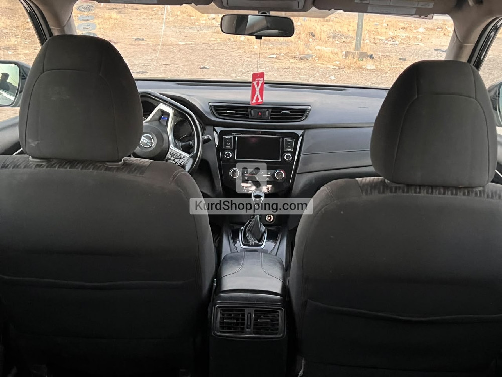Nissan ڕۆج 2018