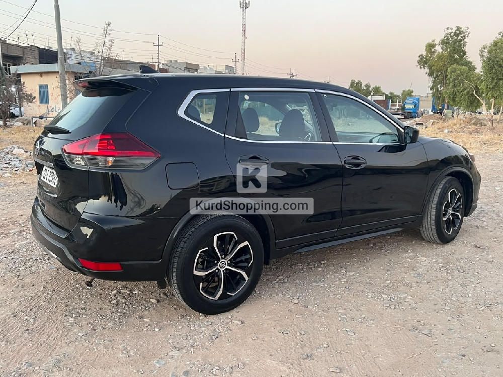 Nissan ڕۆج 2018