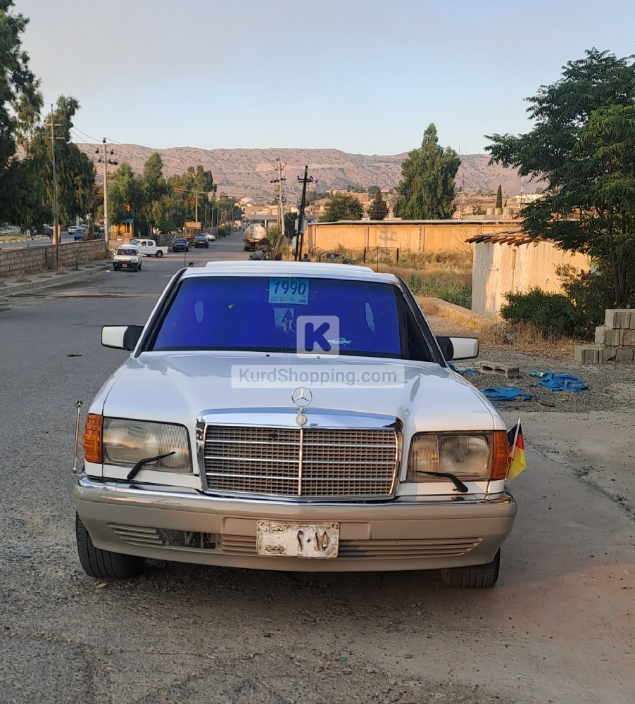 Mercedes Benz E-Class 1990