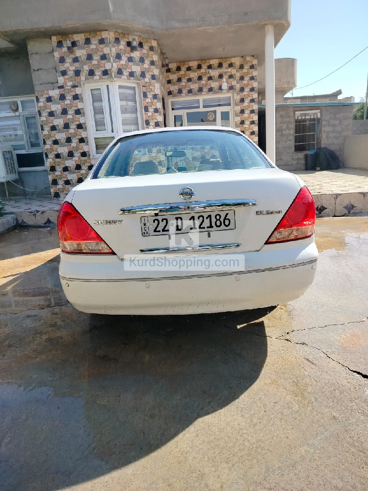 Nissan Sunny 2009
