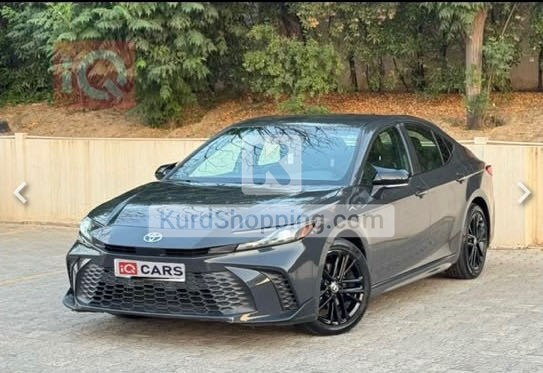 Toyota Camry 2025