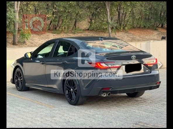 Toyota Camry 2025