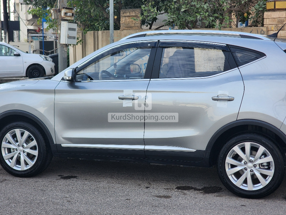 MG ZS 2025