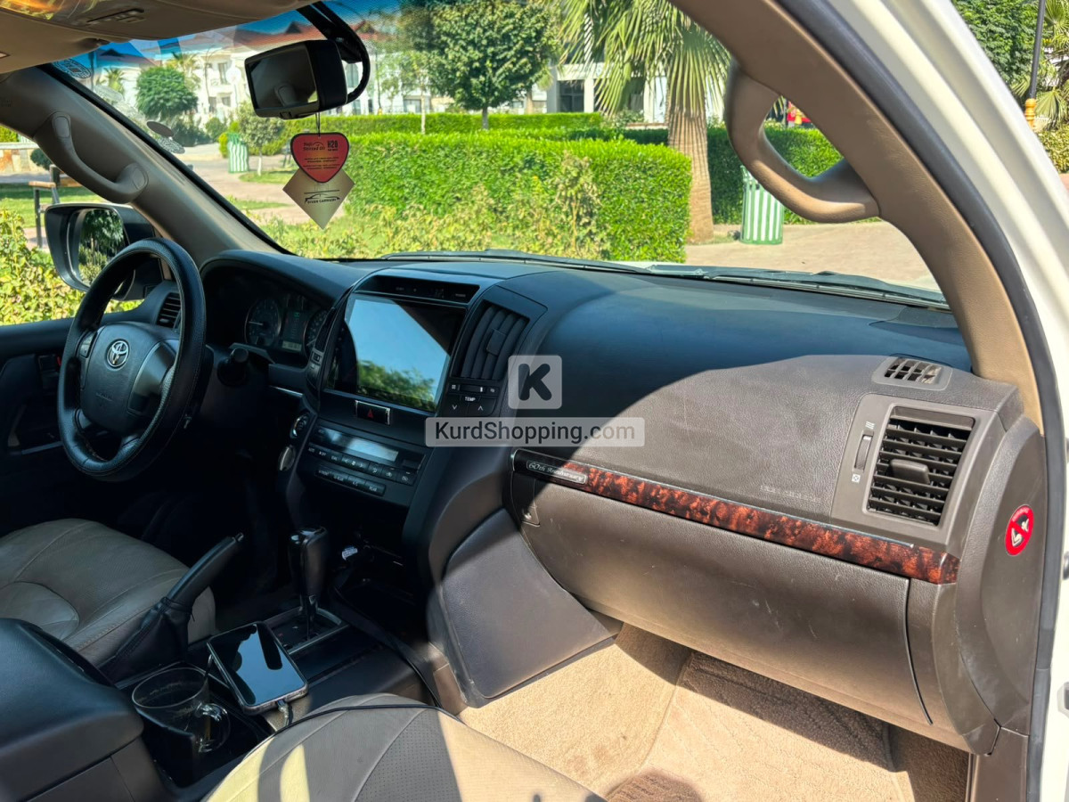 Toyota Landcruiser 2011