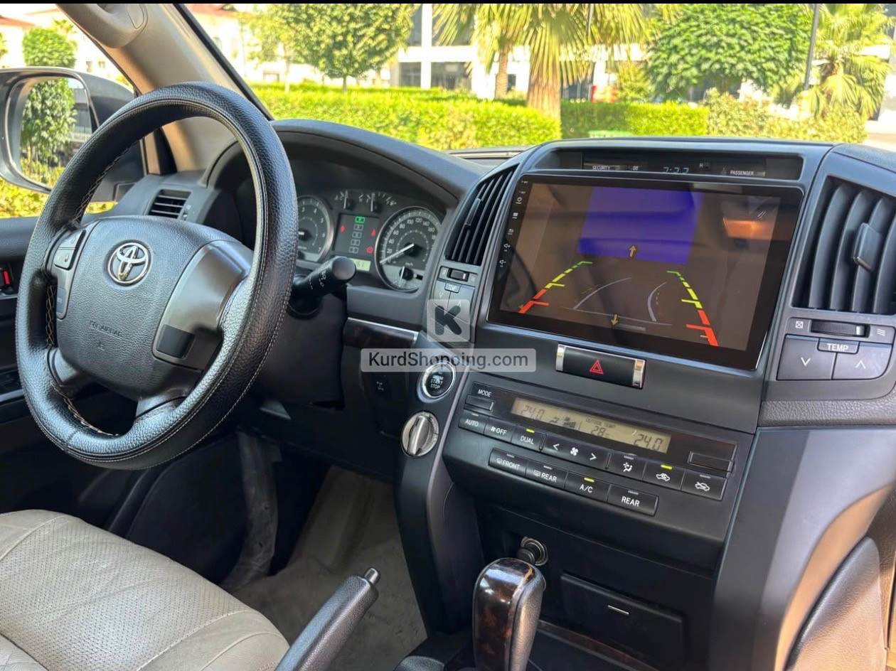 Toyota Landcruiser 2011