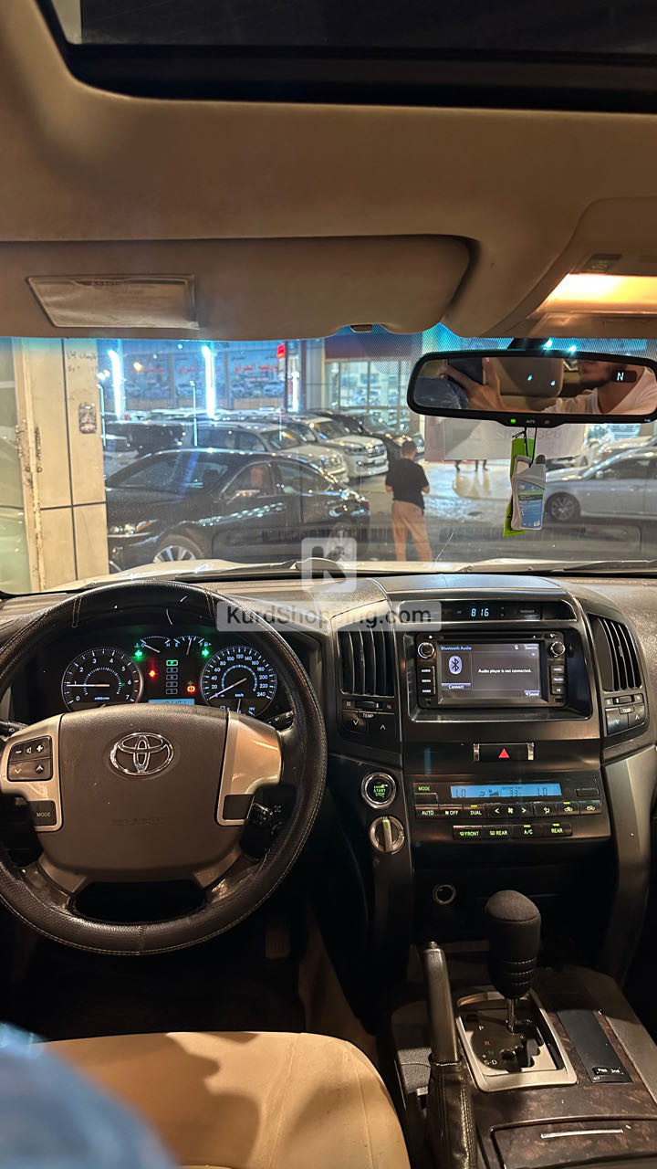 Toyota Landcruiser 2011