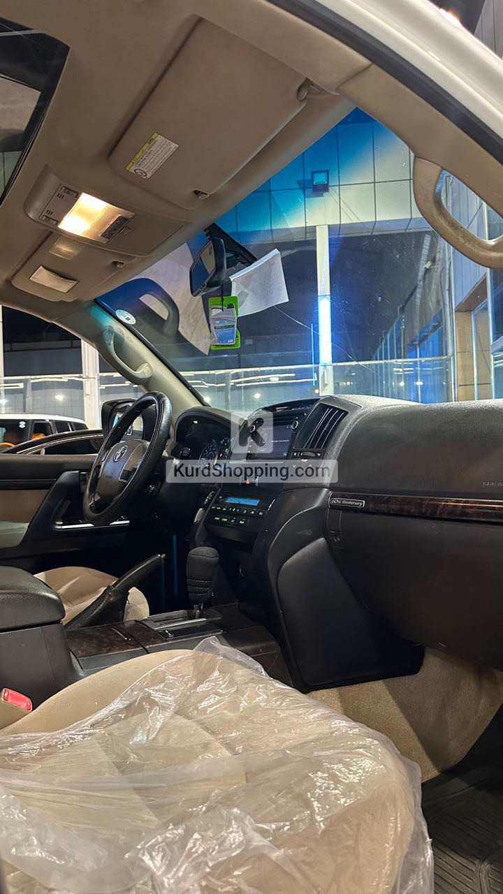 Toyota Landcruiser 2011