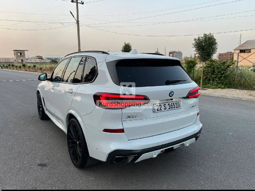 BMW X5 2023