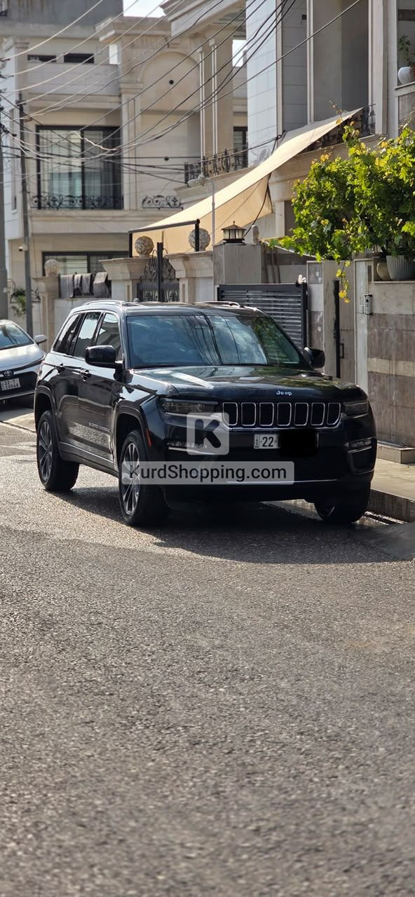 JEEP Laredo 2023