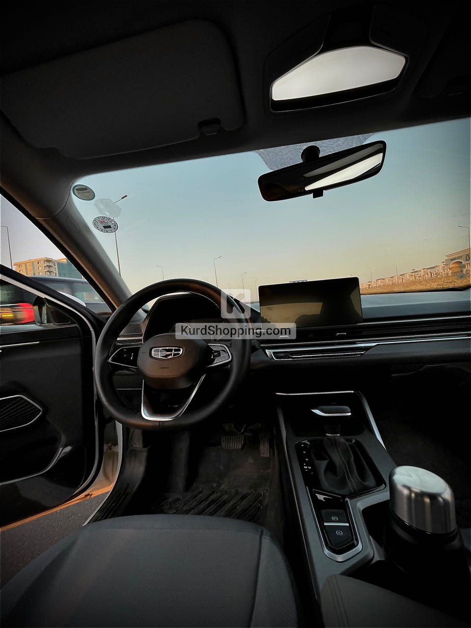 Geely Emgrand 2025