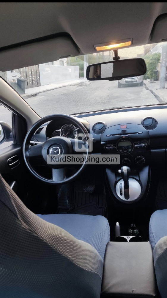 Mazda 2 2013