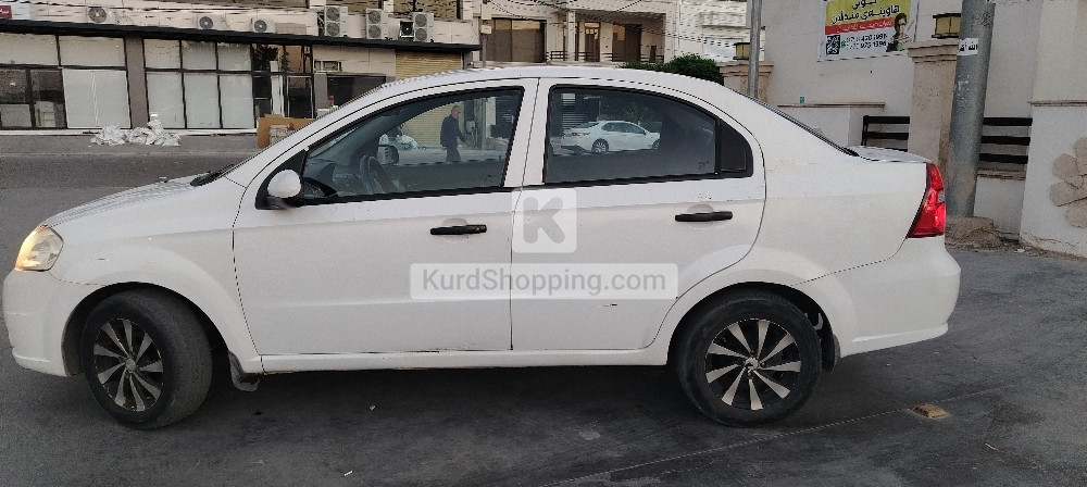 Chevrolet ئەڤیۆ 2008