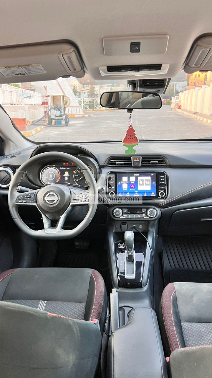 Nissan Versa 2024