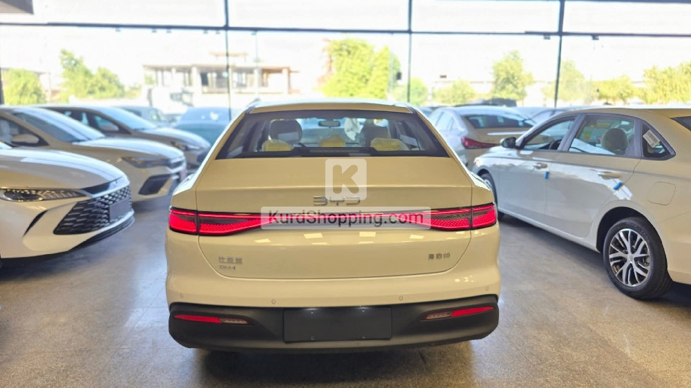 BYD SEAL 05 2025