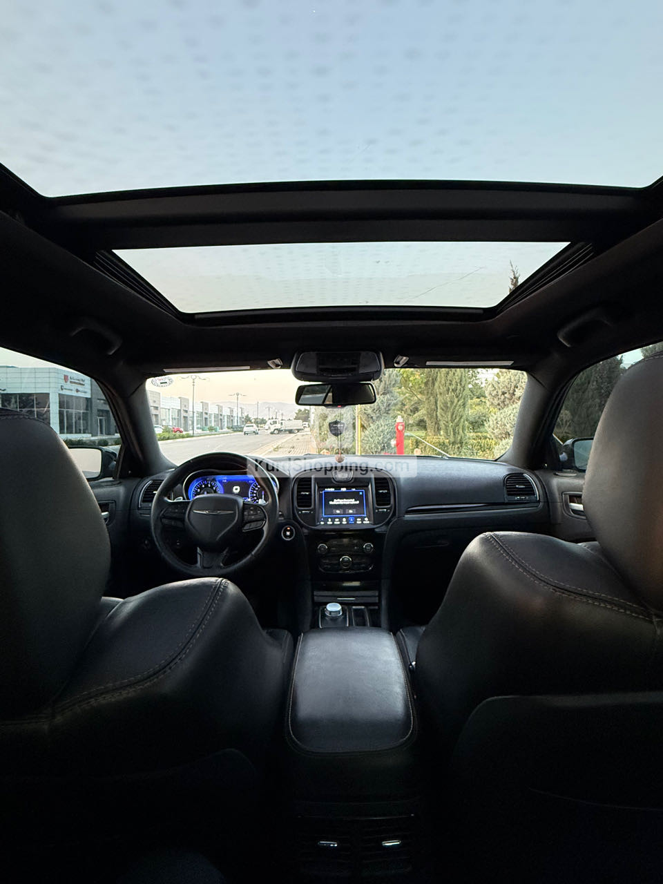 Chrysler 300S 2019