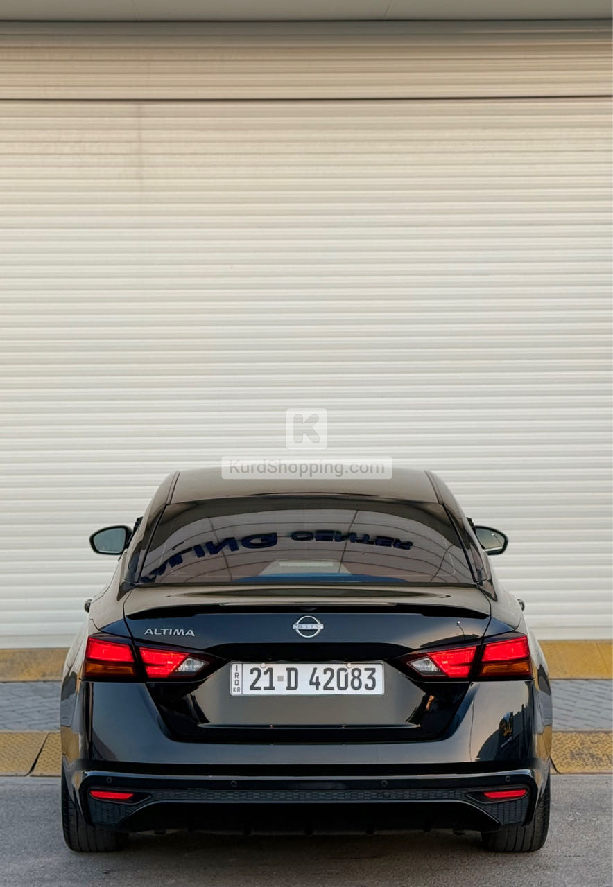Nissan Altima 2023