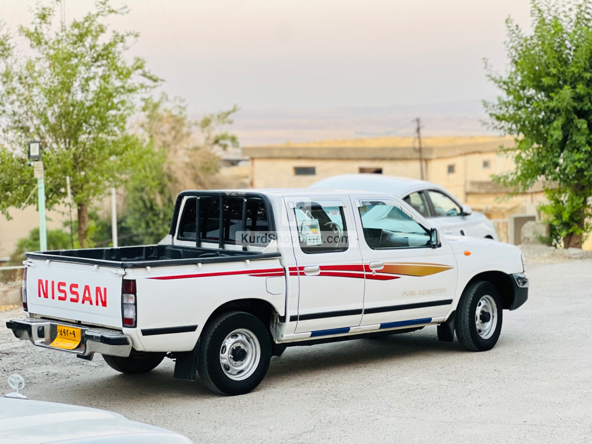 نیسان 2008ناو سور دەبل گیج چوار جام کارەبا