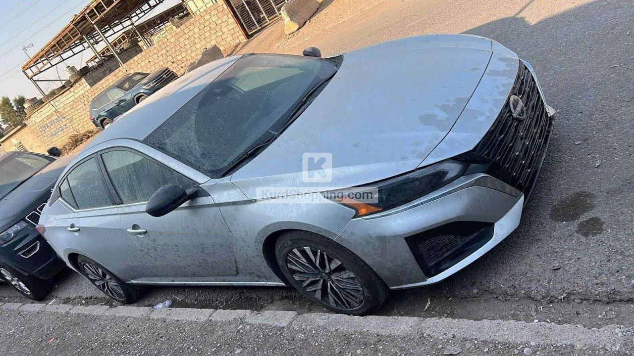Nissan Altima 2024