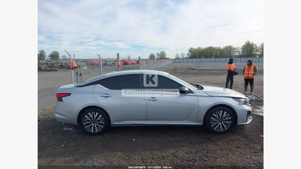 Nissan Altima 2024