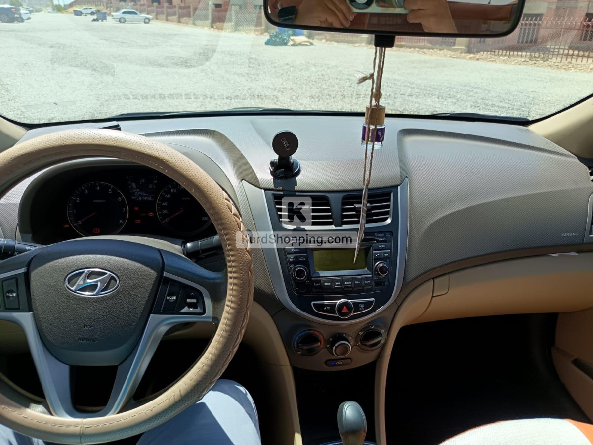 Hyundai Accent 2014
