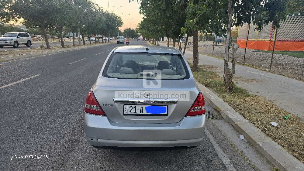 Nissan Tiida 2008