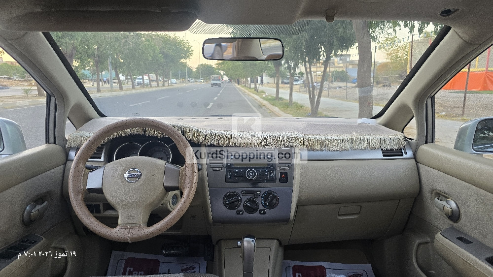 Nissan Tiida 2008