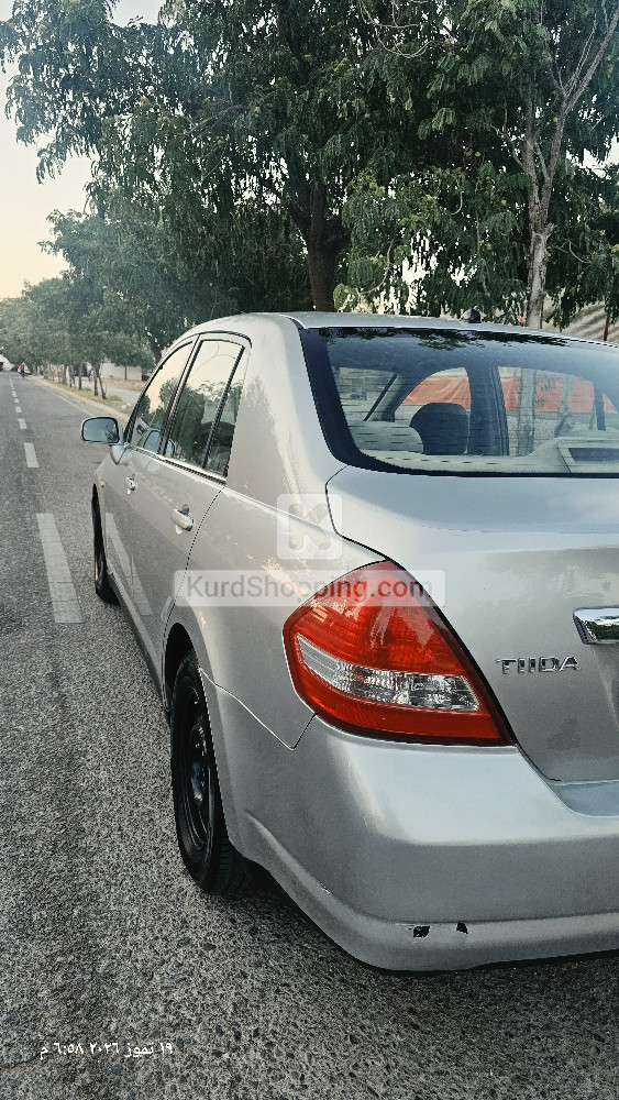 Nissan Tiida 2008