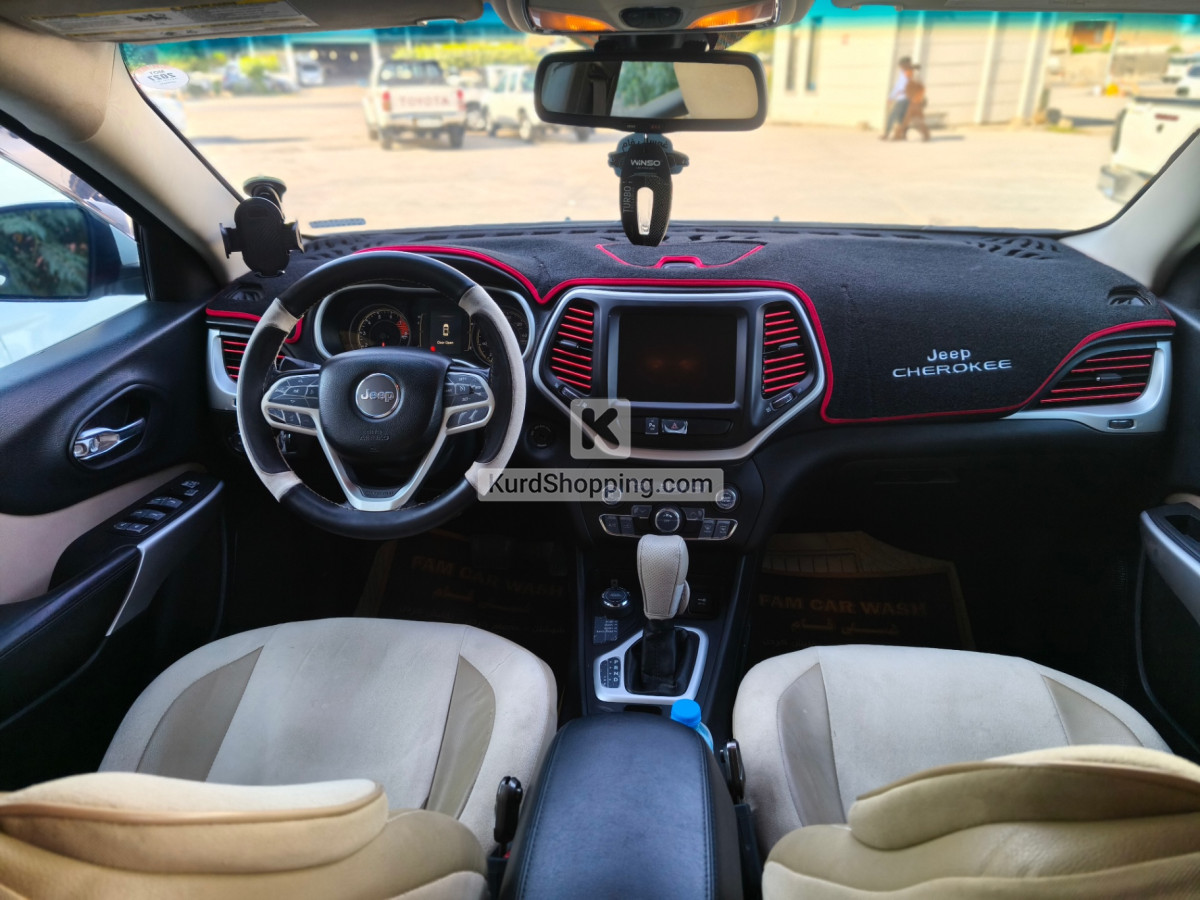 JEEP Cherokee 2017