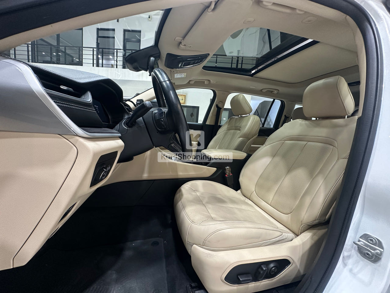 JEEP Laredo 2021