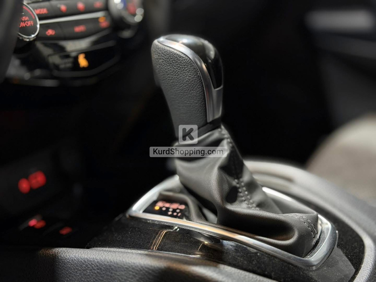 Nissan Qashqai 2023 SV AWD V4 2.0L