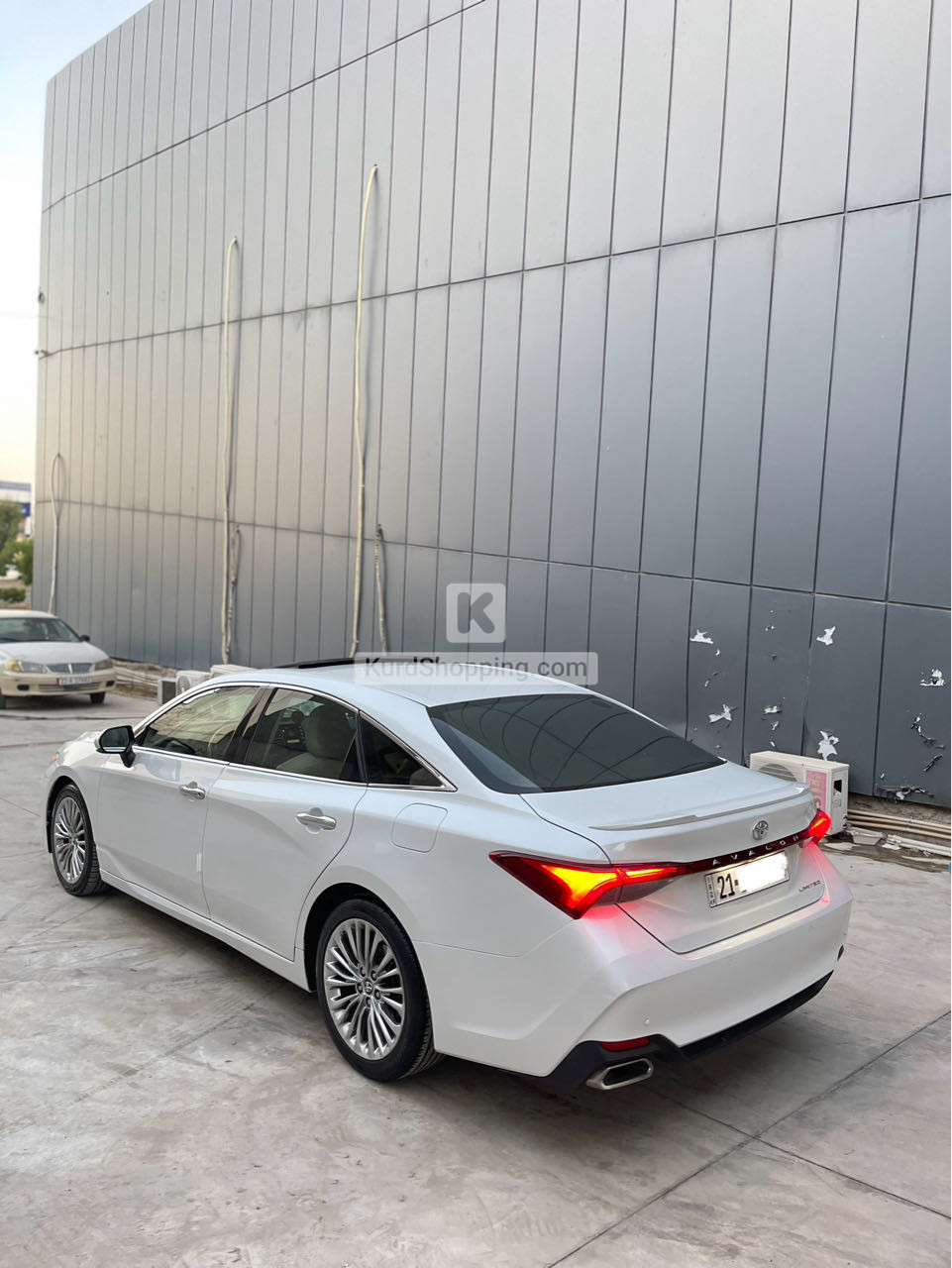 Toyota Avalon 2019